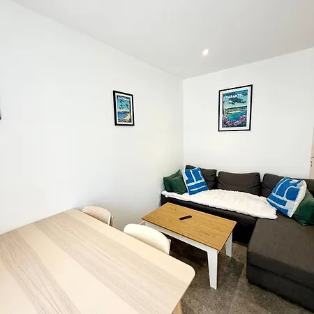 Meubles Centre Apartment *