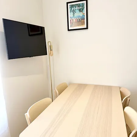 Apartment Meubles Centre *